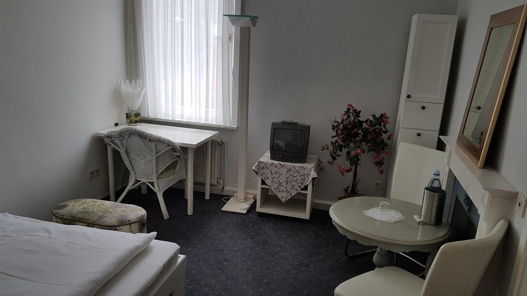 Hotel Haus Am Walde Bad Fallingbostel Esterno foto